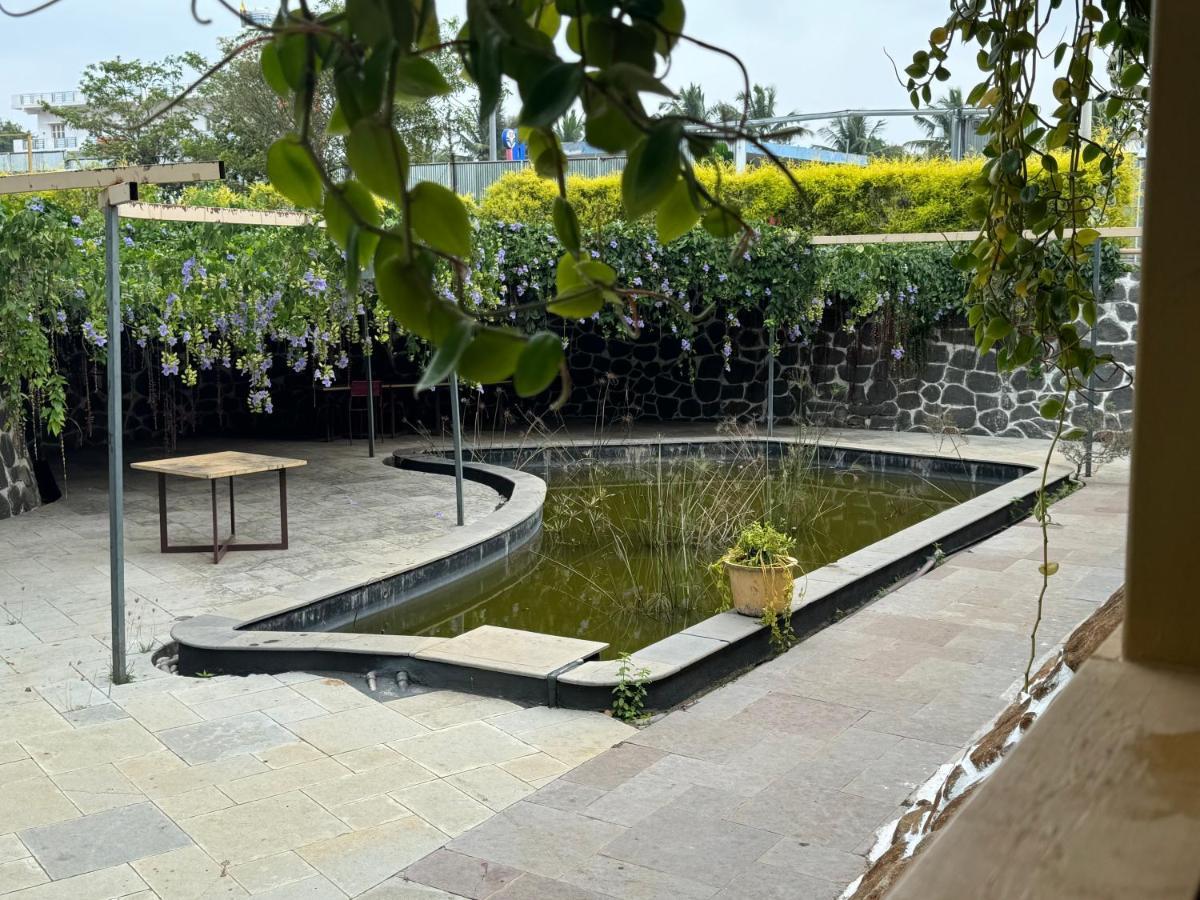 Chikoo Farm Inn Bangalore Eksteriør billede